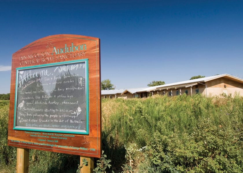 The Iain Nicolson Audubon Visitor Center at the Rowe Sanctuary in Kearney, Nebraska offers kid-friendly sandhill crane viewing opportunities.